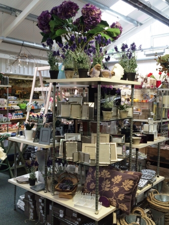 Ashtead Park Garden Centre - Gift Shop