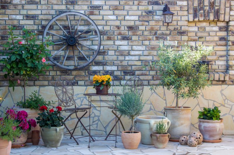 Mediterranean garden discount