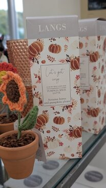 Cosy autumn gifts & homes