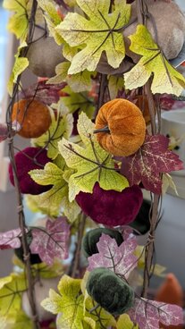 Cosy autumn gifts & homes