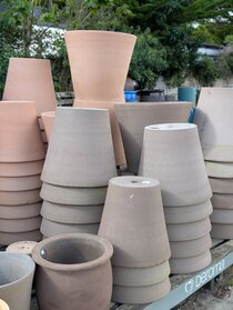 Pots!